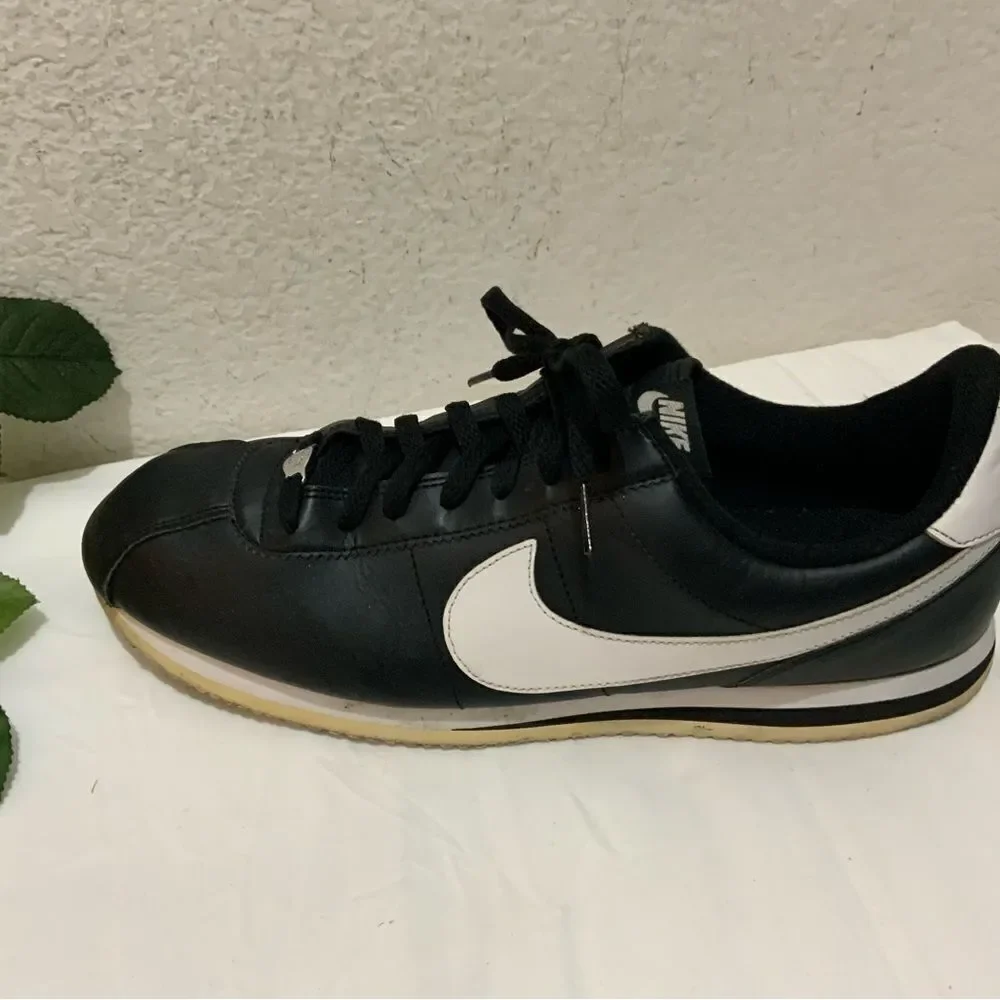 Nike Cortez '72 Basic Leather Black White Lace Up Sneakers Running Shoes 13